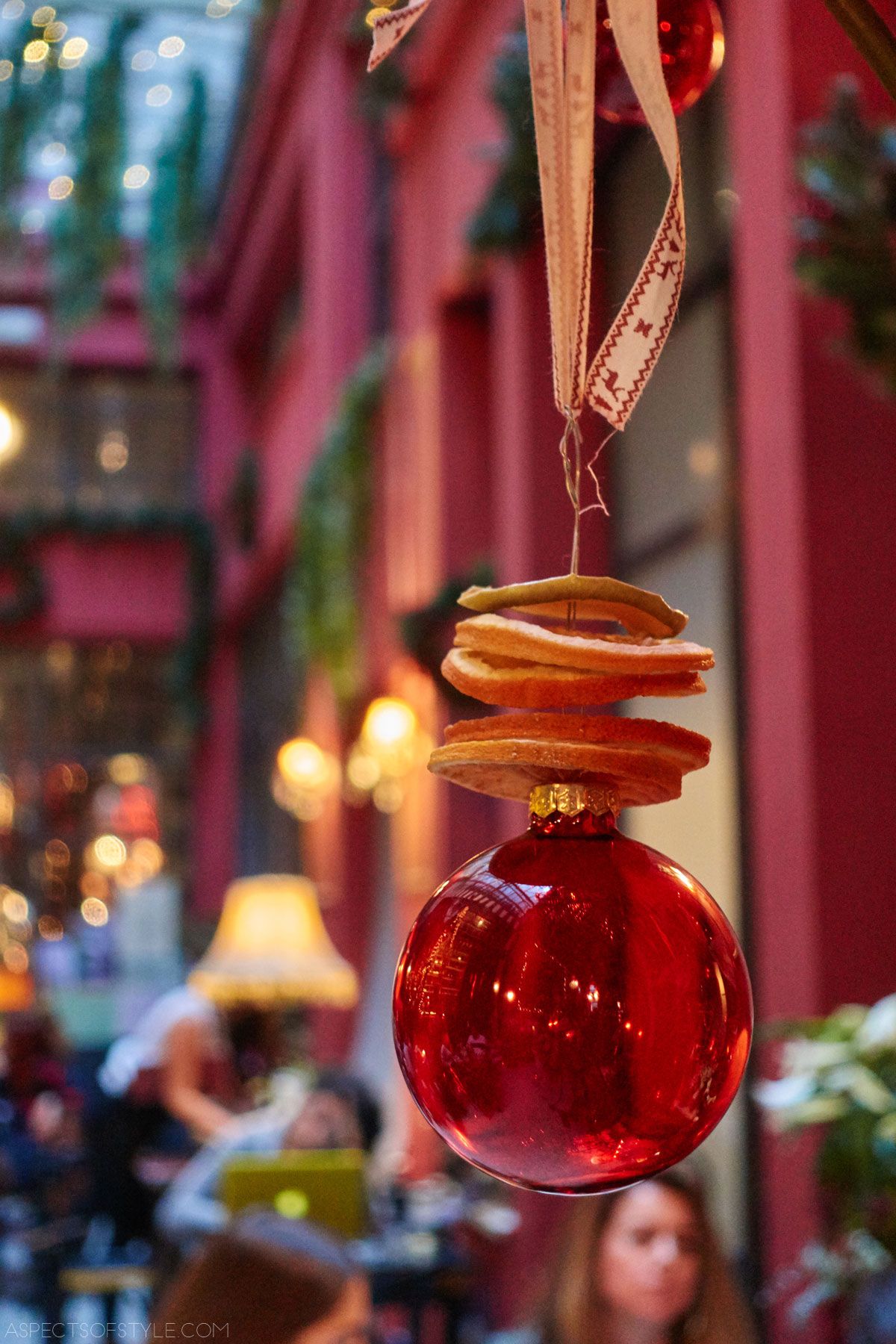 Noel, the holiday bar, Athens