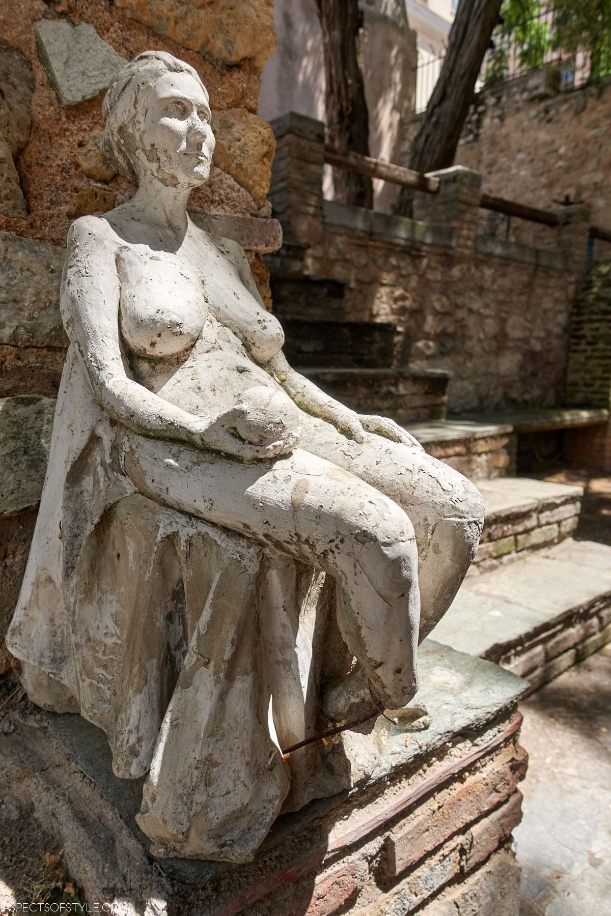 yard of the museum of Folk Art