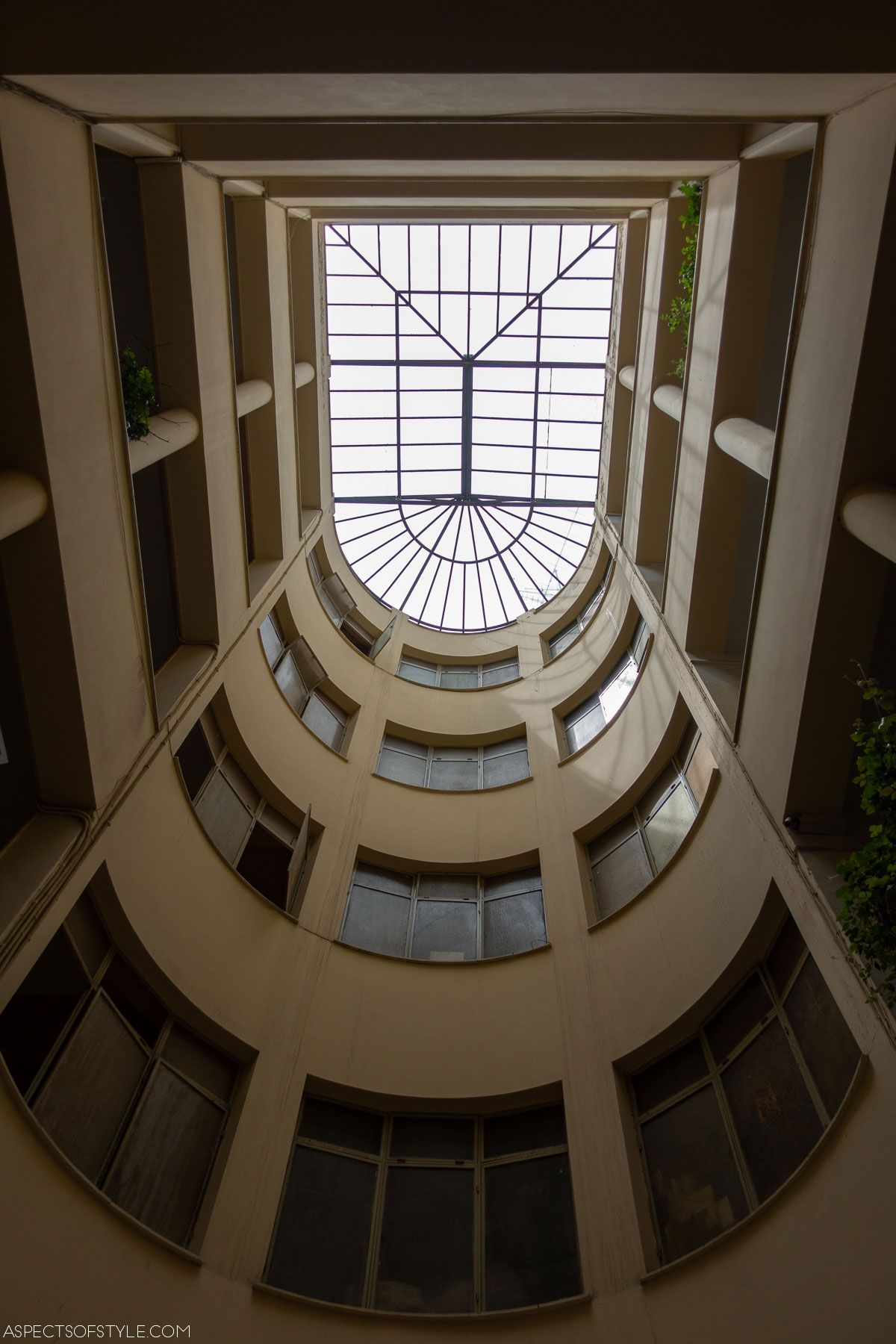 Praxitelous 33 atrium