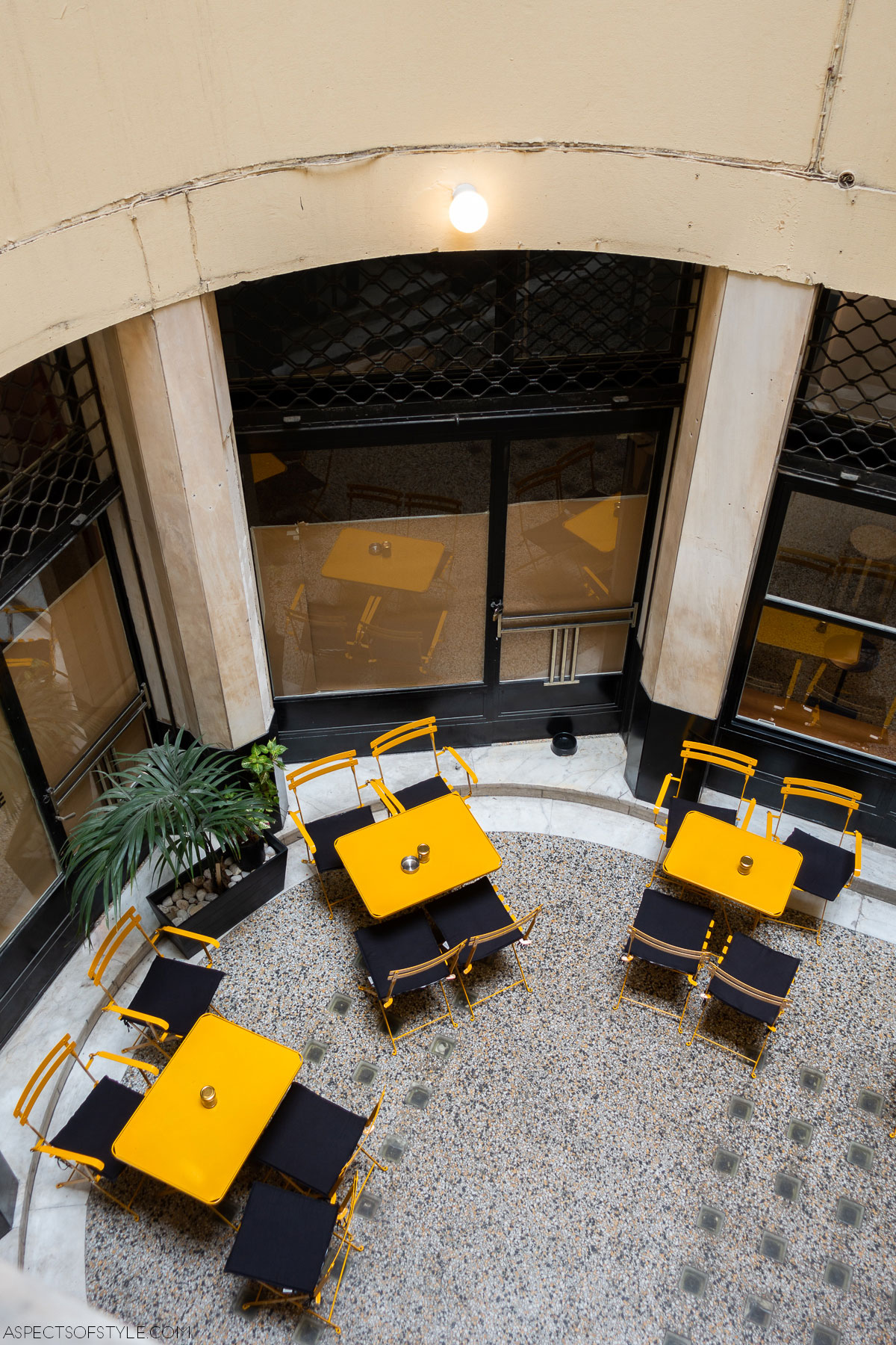 Anana cafe on Praxitelous 33