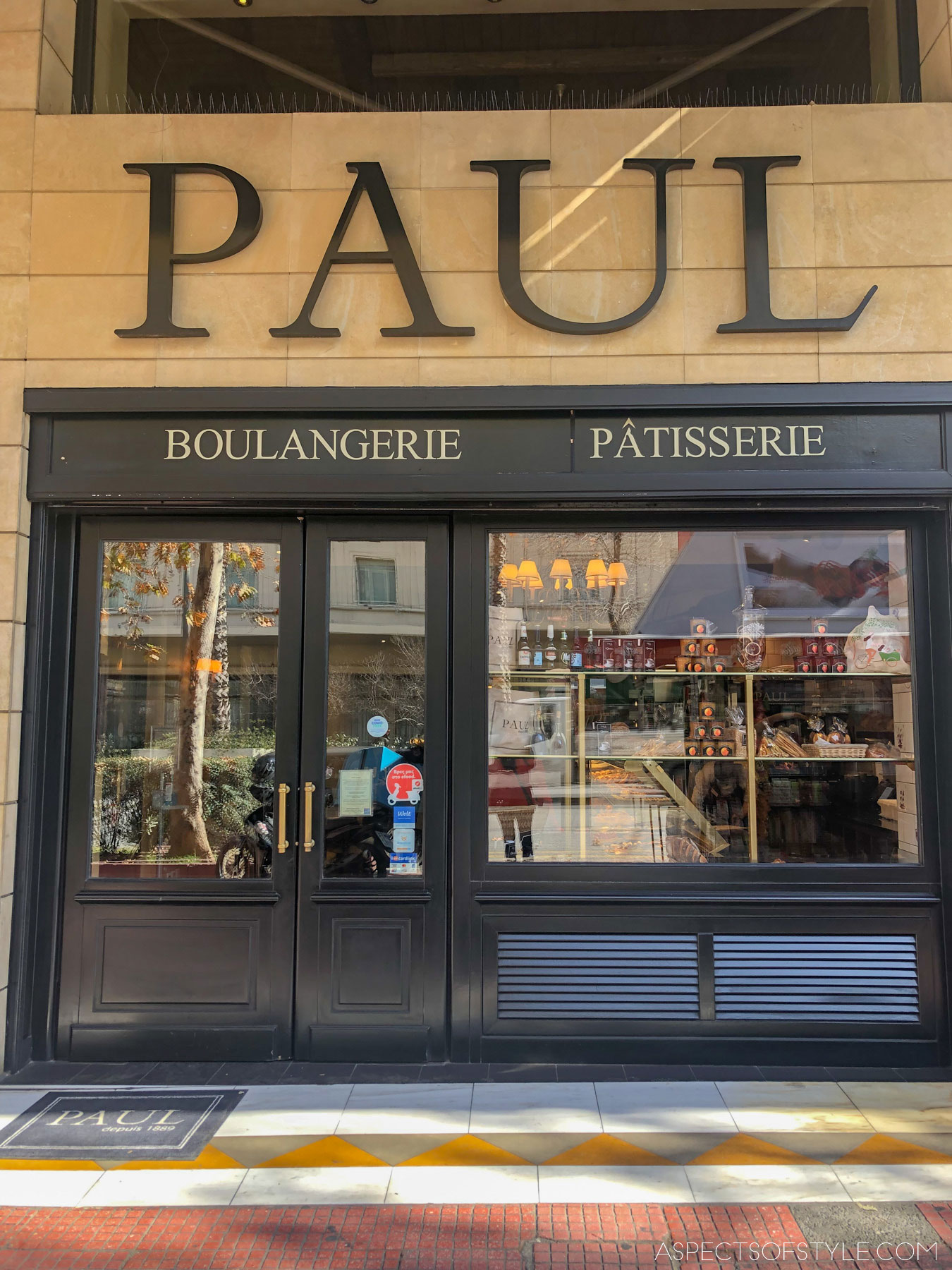 Paul bakery, Athens