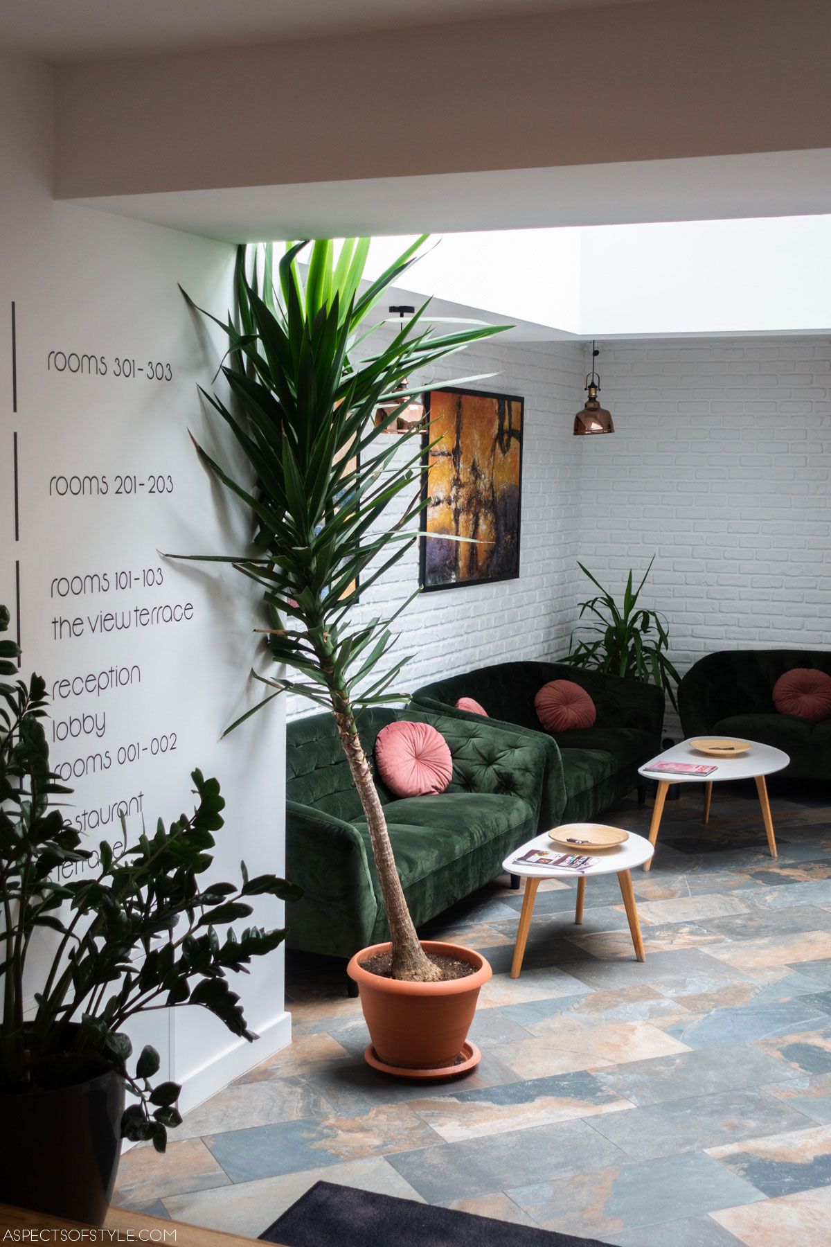 Upper House boutique Hotel Lobby Brasov