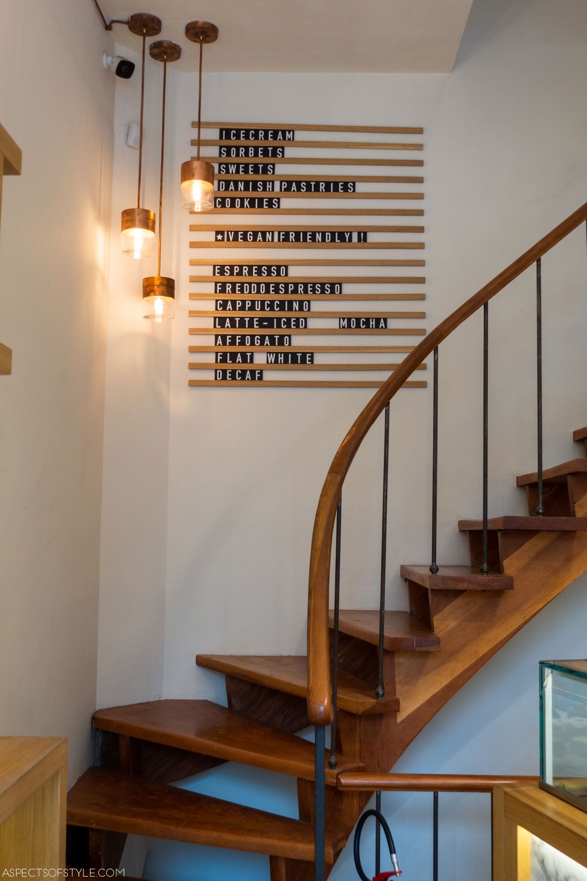 Bon Bon Fait Maison Petraki street