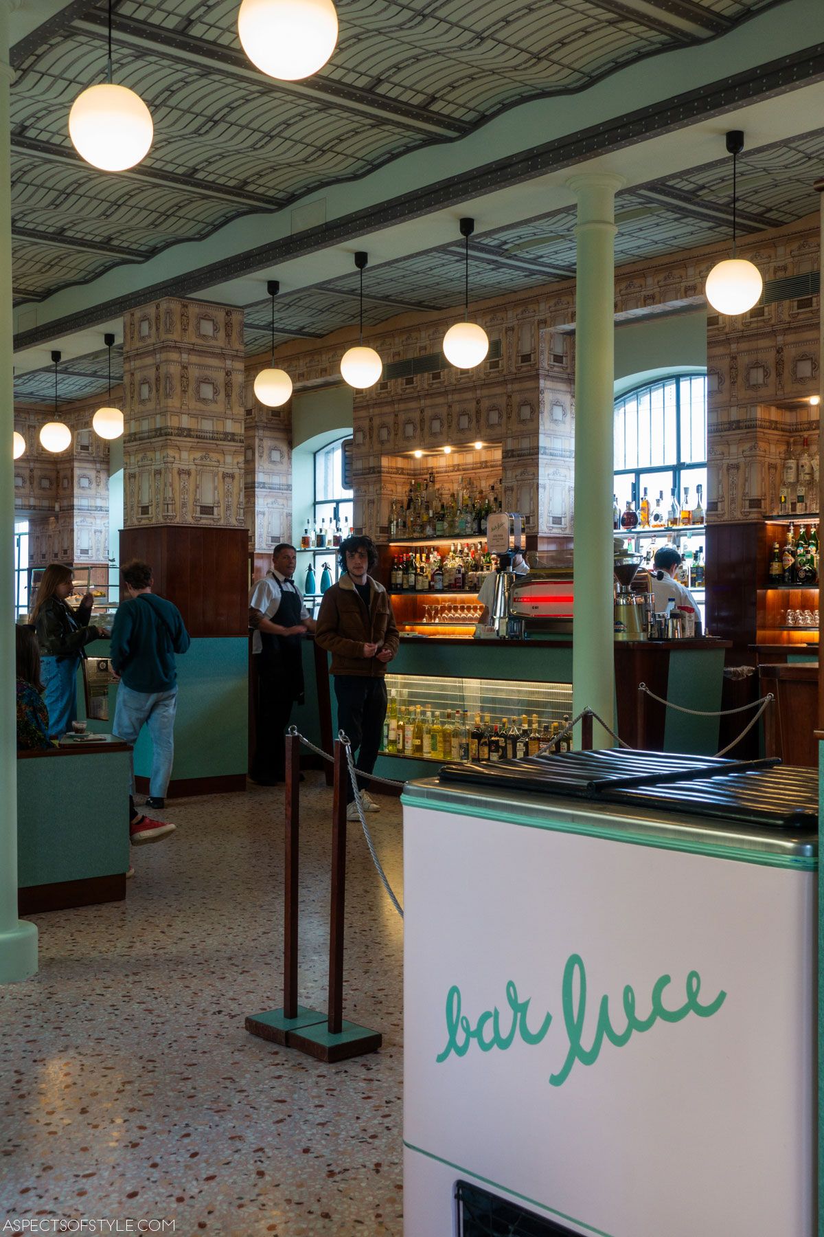 Bar Luce Fondazione Prada