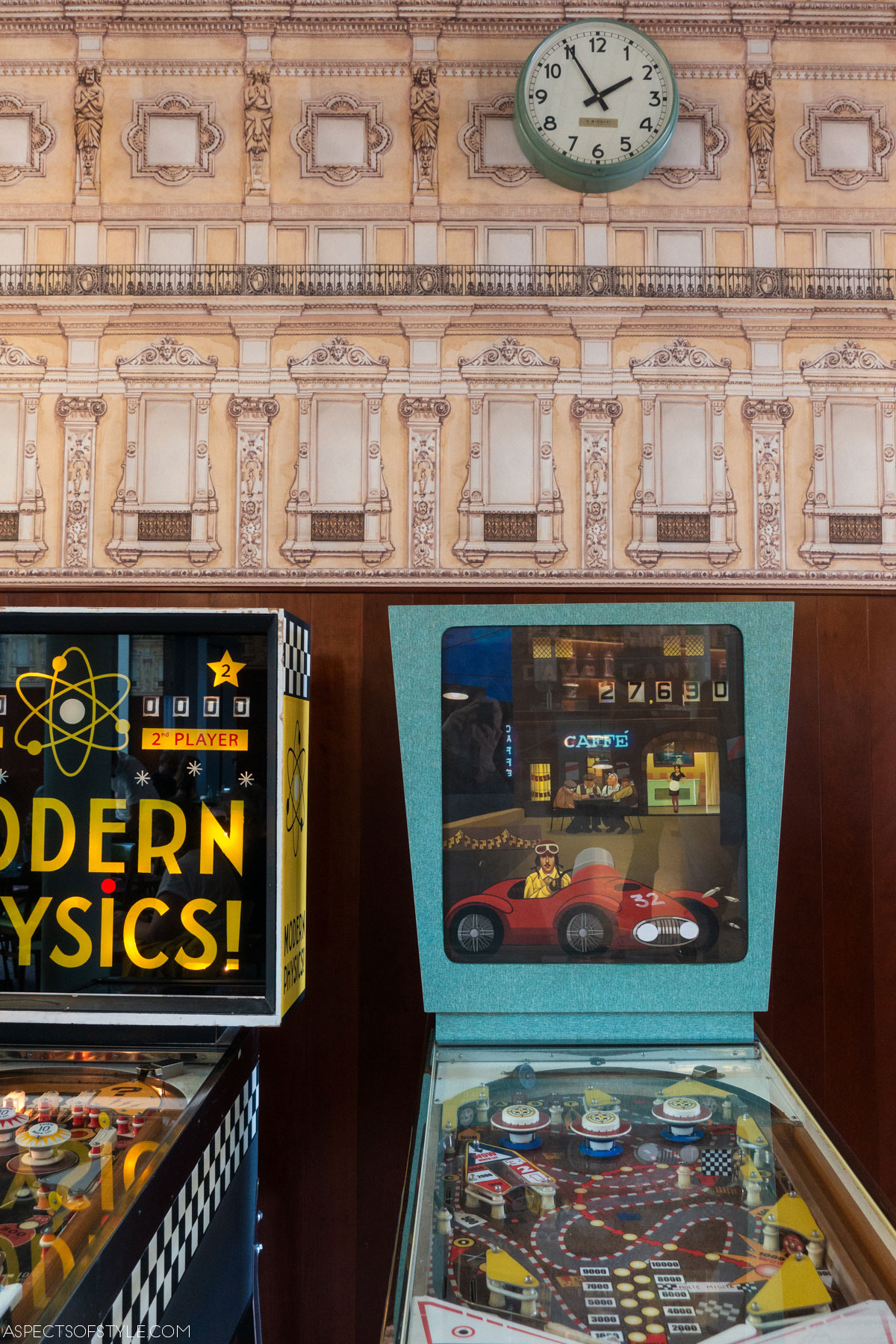 Bar Luce Fondazione Prada