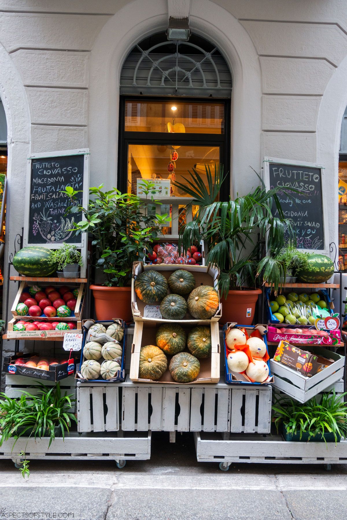 grocery store at Brera Milan