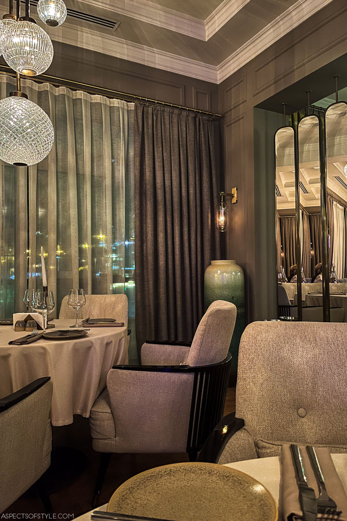 indoor area at Chayki restaurant Baku